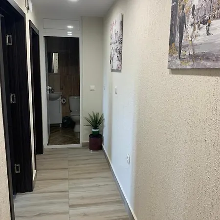 Apartment Zdravets 2, In The Heart Of The Old