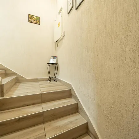 Apartamento Zdravets 2, In The Heart Of The Old *